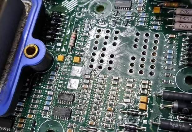 ECM circuit board component repair detail